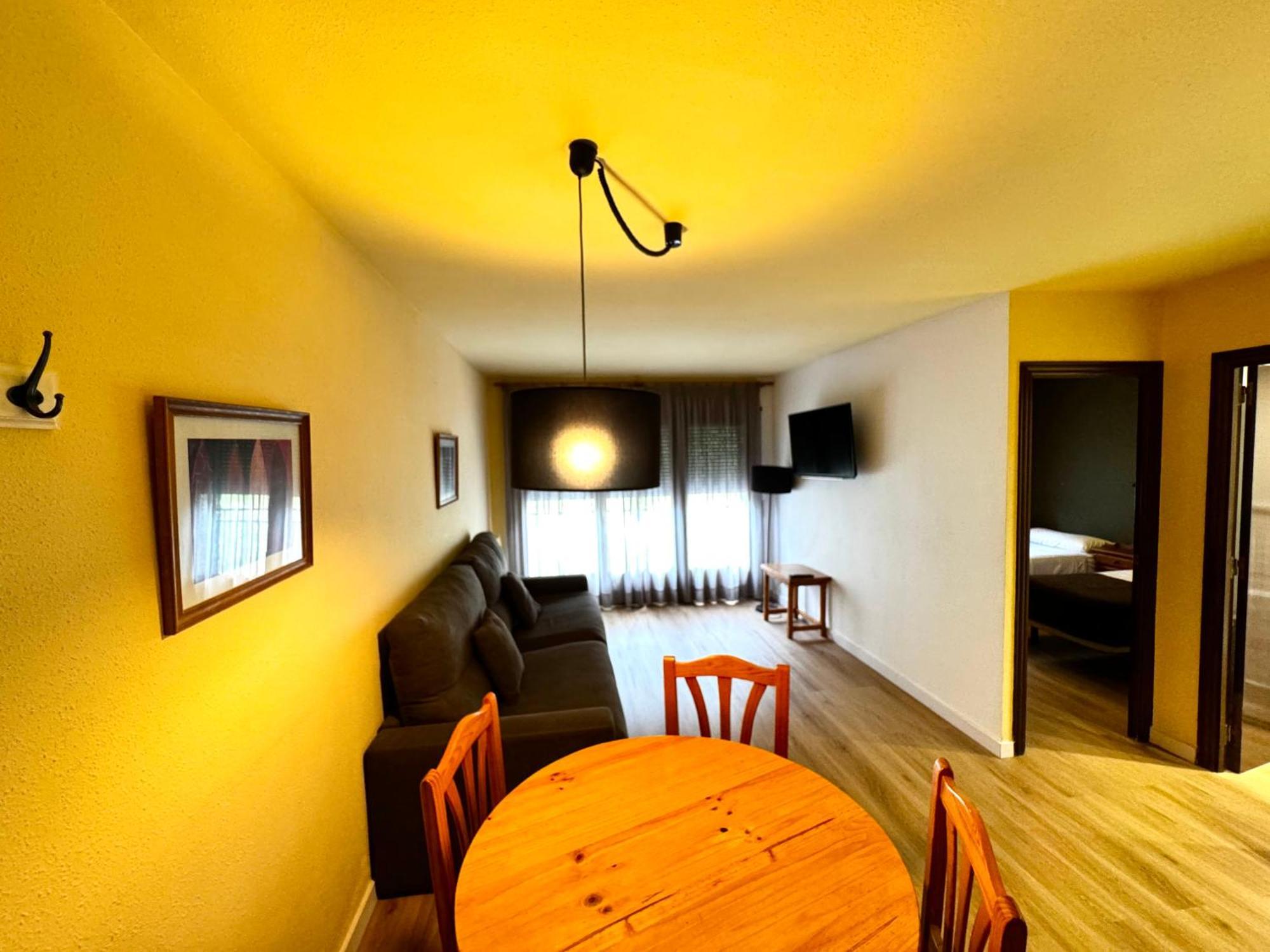 Apartamentos Turisticos Poblado Arinsal Kültér fotó