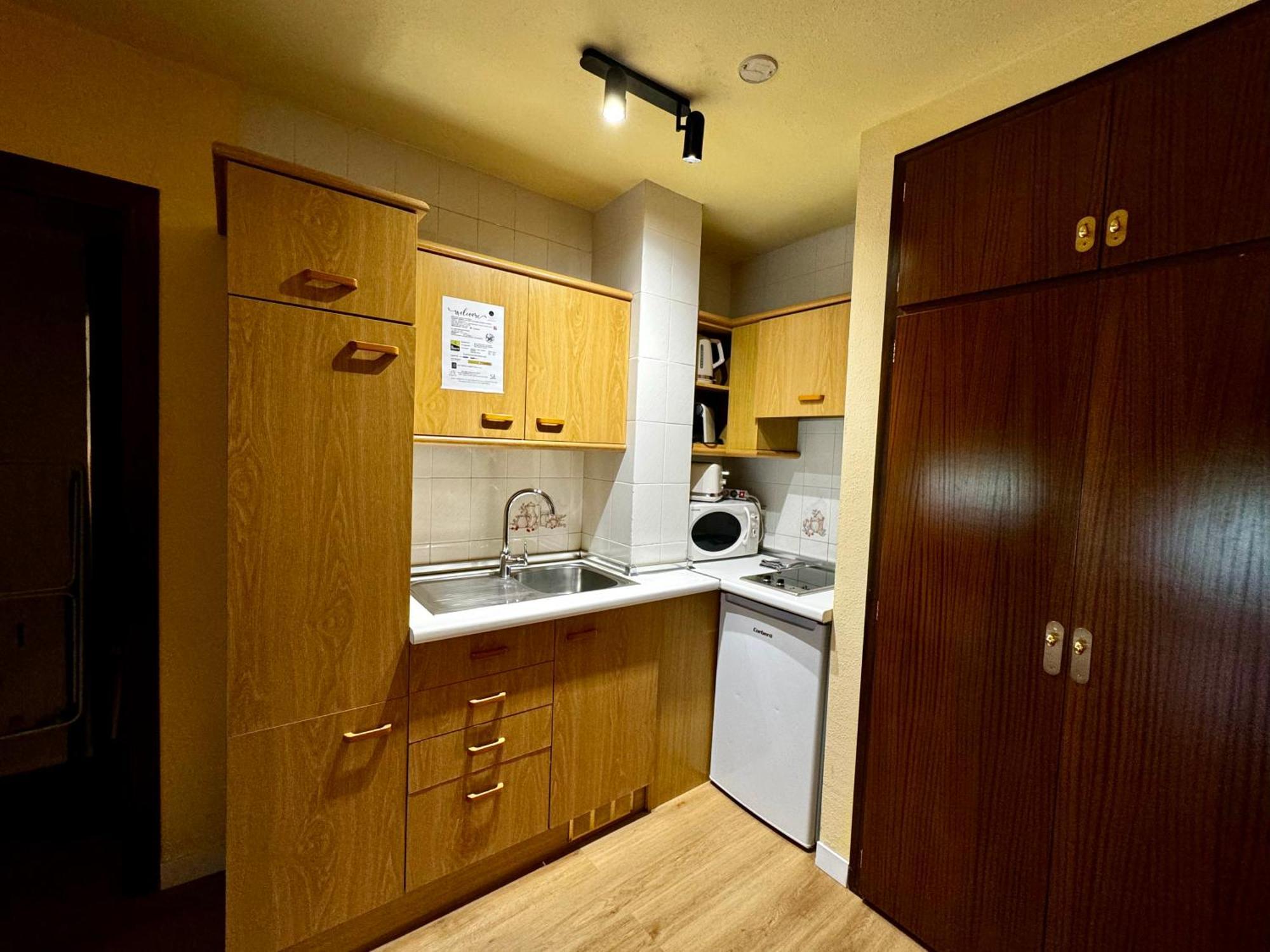 Apartamentos Turisticos Poblado Arinsal Kültér fotó