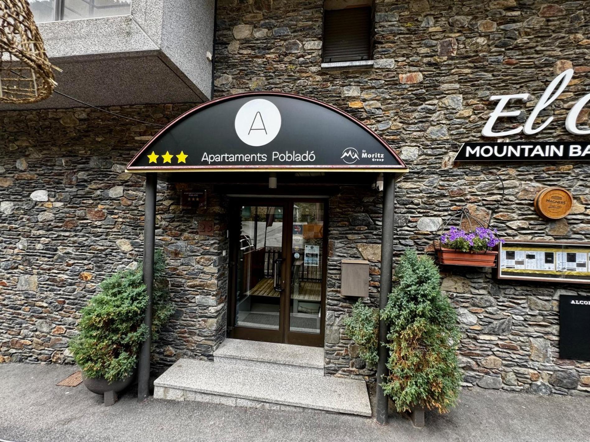 Apartamentos Turisticos Poblado Arinsal Kültér fotó