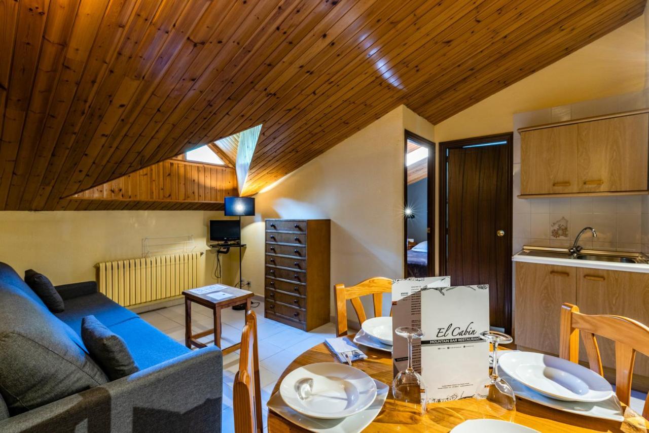 Apartamentos Turisticos Poblado Arinsal Kültér fotó