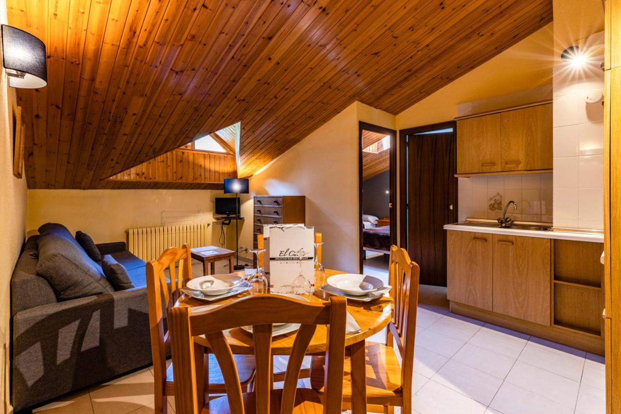 Apartamentos Turisticos Poblado Arinsal Kültér fotó