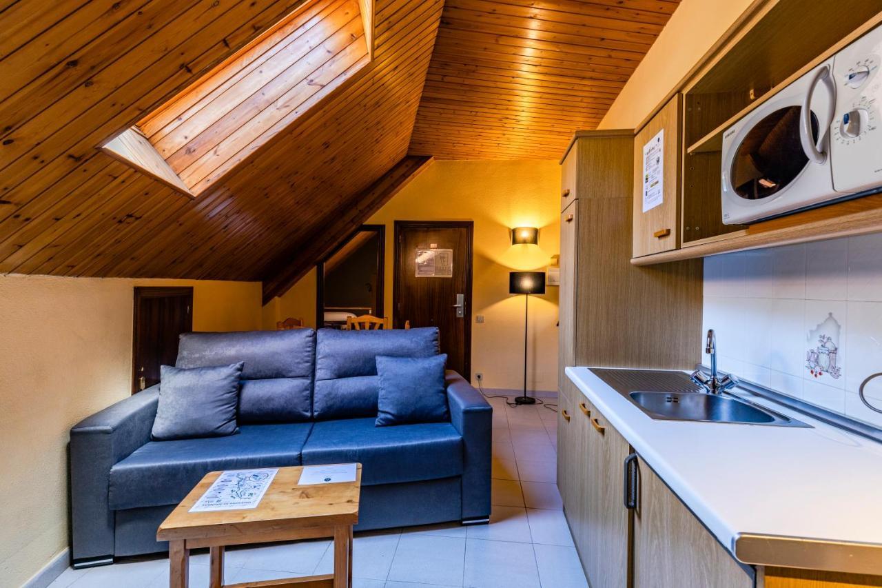 Apartamentos Turisticos Poblado Arinsal Kültér fotó