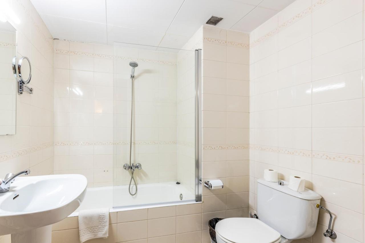 Apartamentos Turisticos Poblado Arinsal Kültér fotó